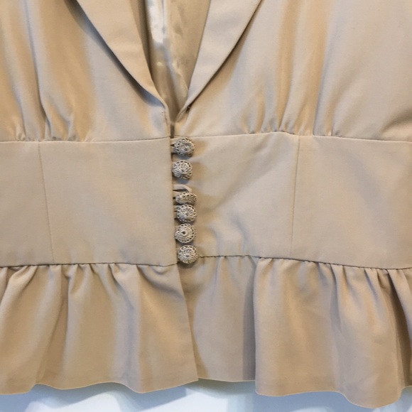 Arden B Tan Short Sleeve Blazer Ruffled Waistline - Picture 3 of 6
